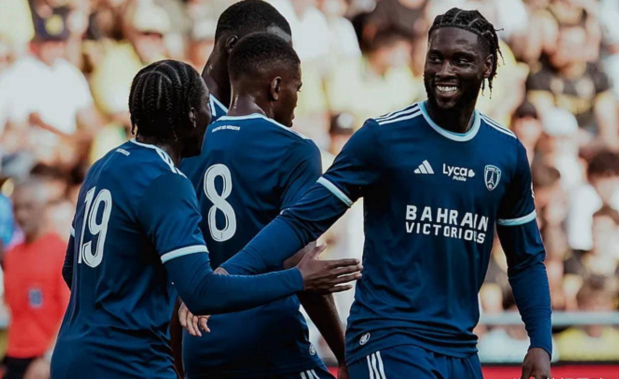 法甲巴黎FC主场迎战南特,谁将脱颖而出?