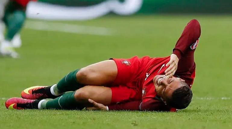 C罗遭遇沙特杯翻车,多项赛事冠军梦碎