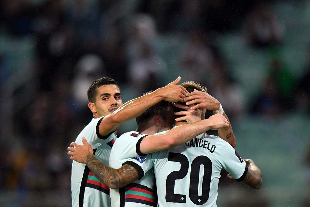 周日042 法甲焦点战:布雷斯特VS里昂——一场颠覆传统的对决,胜利天平倾向何方?